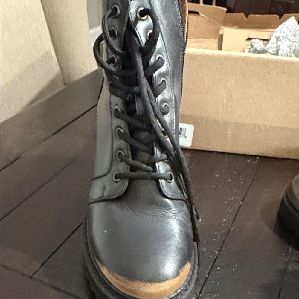 Steve Madden Black Lace Up Boots - Picture 8 of 10